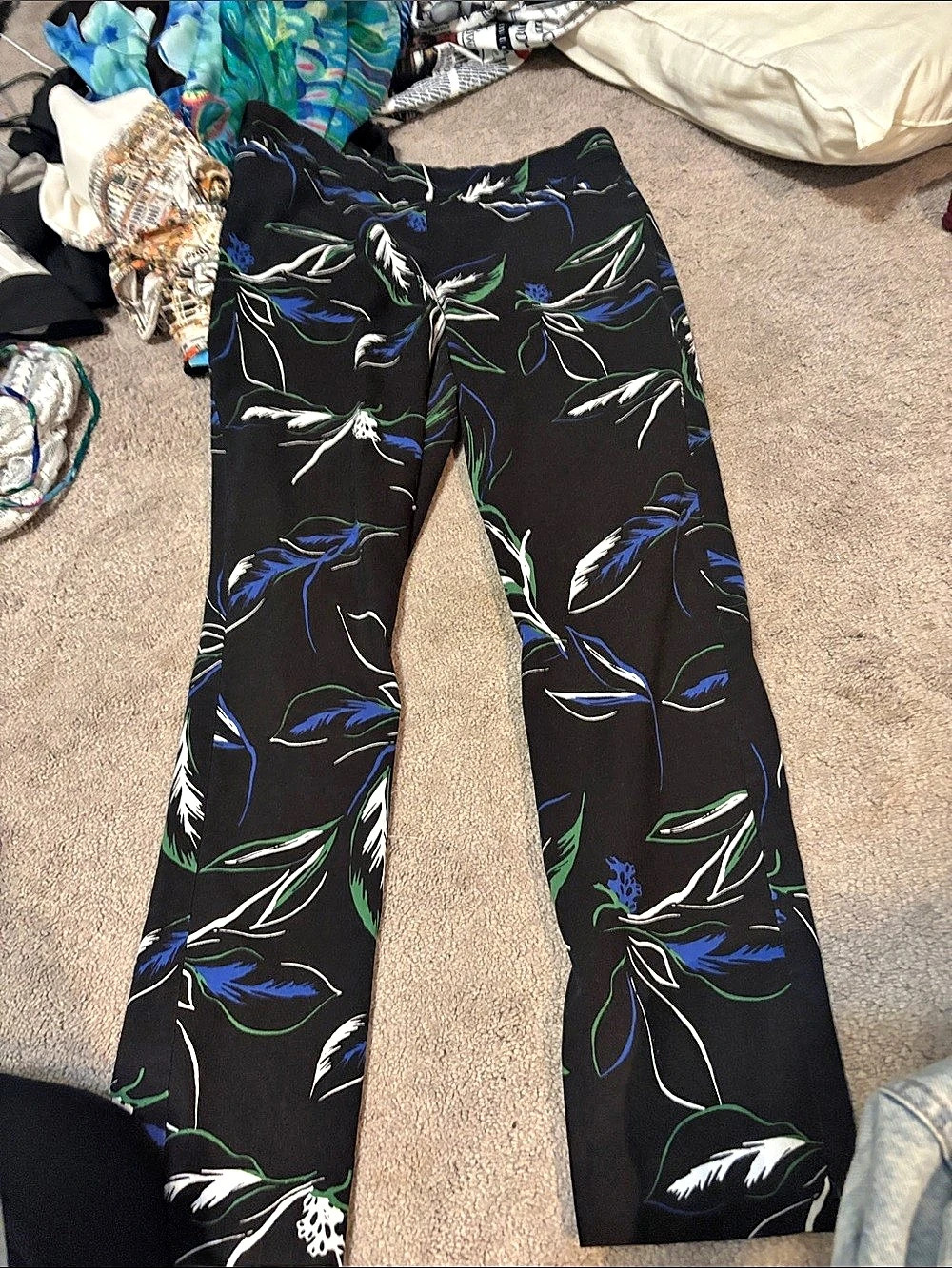 Chico's Abstract Straight Leg Pants Black Blue Size 8 Like New